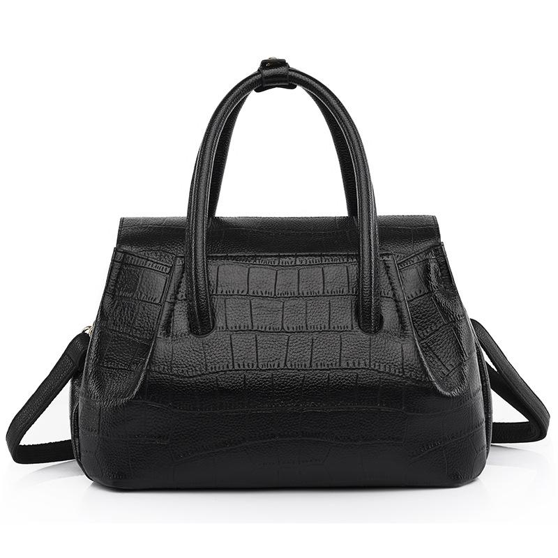 Sacs  Femme | Sac Antigona Lock Mini En Cuir Façon Crocodile Accessoires Femme